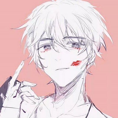 新疆一水渠遍布救命绳